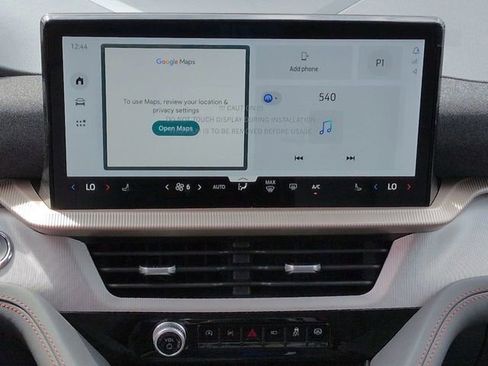 New 2025 Ford Explorer Active image 18