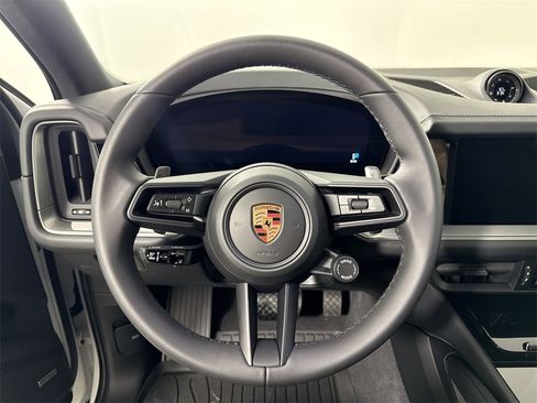 New 2026 Porsche Cayenne image 36