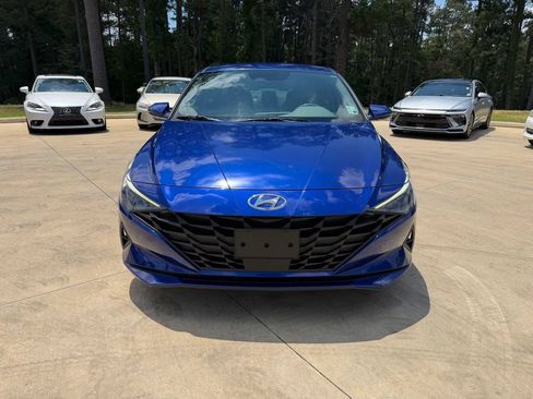 Used 2021 Hyundai Elantra SEL w/ Convenience Package FWD image 8
