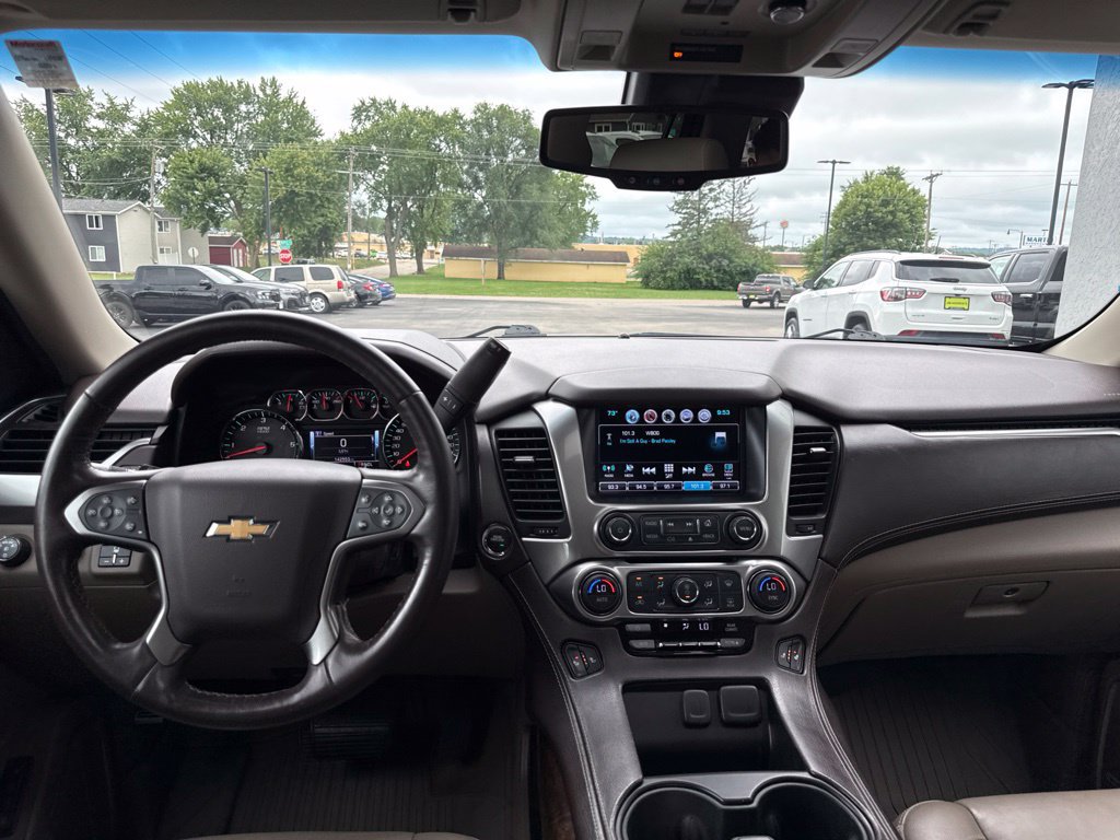 Used 2017 Chevrolet Tahoe LT w/ LT Signature Package AWD/4WD image 39