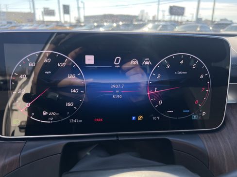 Used 2025 Mercedes-Benz C 300 Sedan image 21