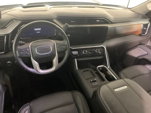 Used 2025 GMC Sierra 2500 Denali w/ Denali Reserve Package AWD/4WD image 2