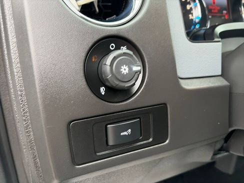 Used 2013 Ford F150 XLT w/ Luxury Equipment Group image 20