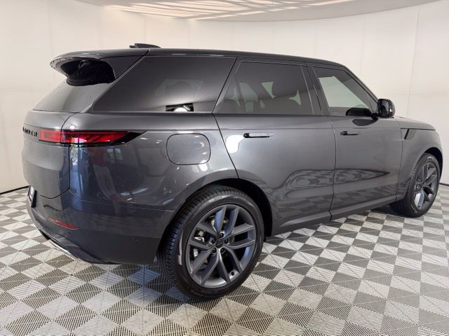New 2027 Land Rover Range Rover Sport SE AWD/4WD image 7