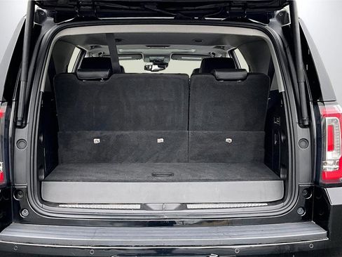 Used 2019 GMC Yukon SLT image 26