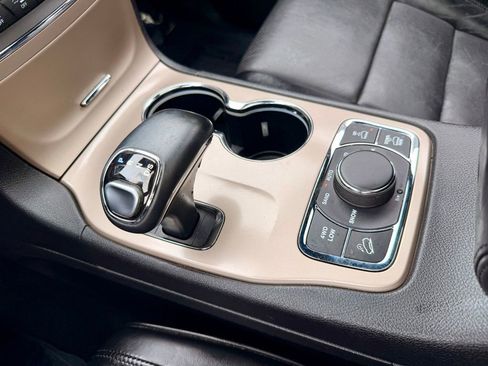 Used 2015 Jeep Grand Cherokee Summit w/ Platinum Series Group AWD/4WD image 23