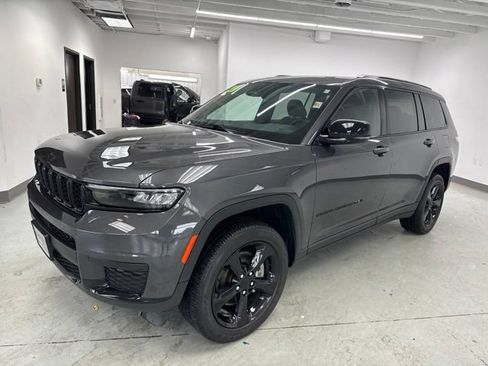 Used 2023 Jeep Grand Cherokee L Laredo AWD/4WD image 6