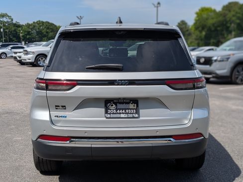 Used 2023 Jeep Grand Cherokee 4WD 4xe w/ Luxury Tech Group II image 8