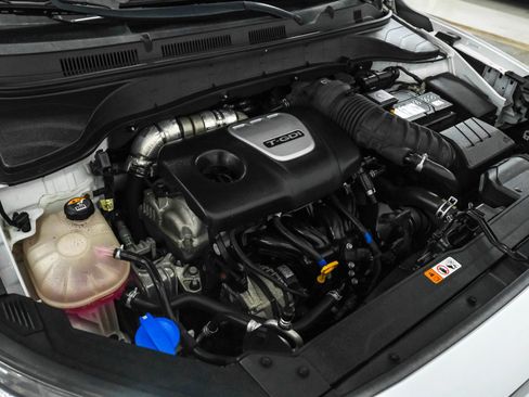 Used 2021 Hyundai Kona Night FWD image 38
