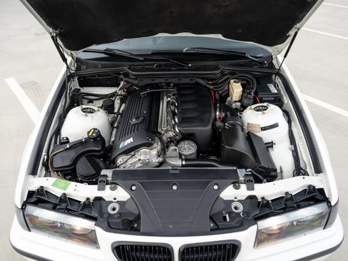 Used 1998 BMW M3 Sedan RWD image 2