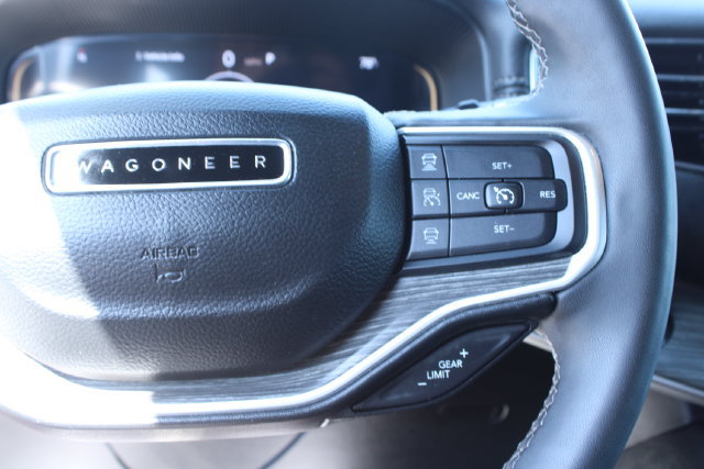 Used 2024 Jeep Wagoneer L Series II w/ Flexible Seating Group AWD/4WD image 22