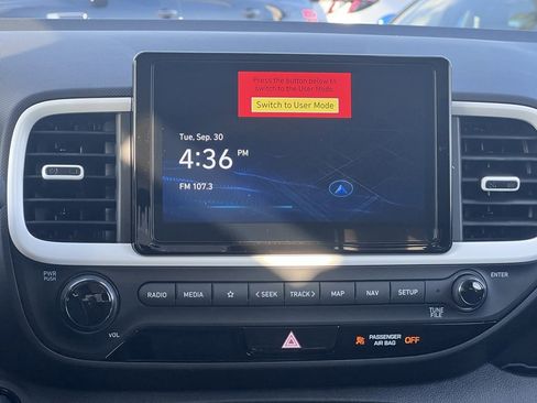 New 2025 Hyundai Venue Limited image 12