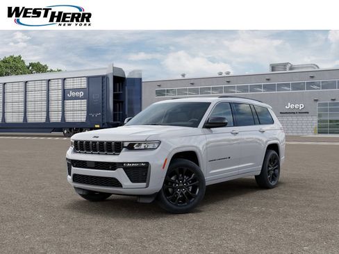New 2026 Jeep Grand Cherokee L Limited AWD/4WD image 1