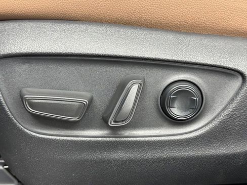 New 2026 Toyota Grand Highlander AWD Hybrid image 19