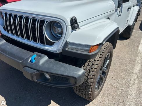 Certified 2024 Jeep Wrangler Unlimited Sahara AWD/4WD image 7