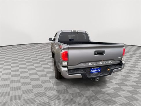 Used 2020 Toyota Tacoma TRD Off-Road image 7