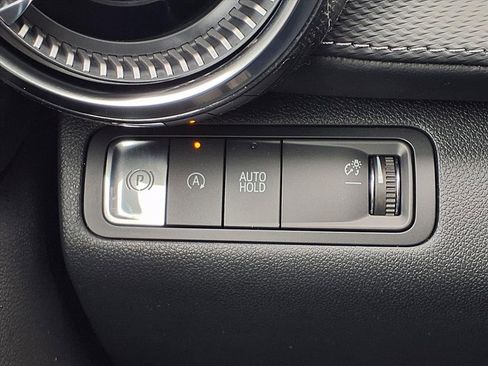 New 2026 Chevrolet Equinox LT w/ Convenience Package II image 9