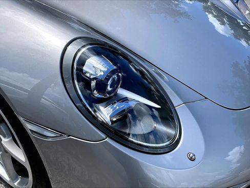 Used 2013 Porsche 911 Carrera RWD image 26
