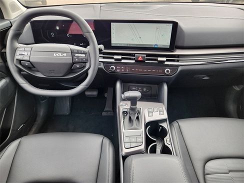 New 2026 Kia Sportage SX image 11