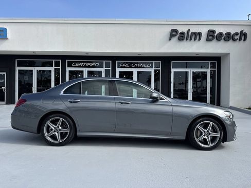 Used 2018 Mercedes-Benz E 300 4MATIC image 23