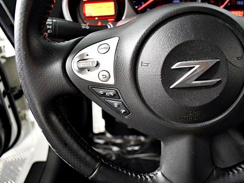 Used 2013 Nissan 370Z Touring w/ Sport Pkg image 23