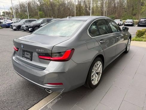 Used 2025 BMW 330i xDrive Sedan w/ Premium Package AWD/4WD image 7