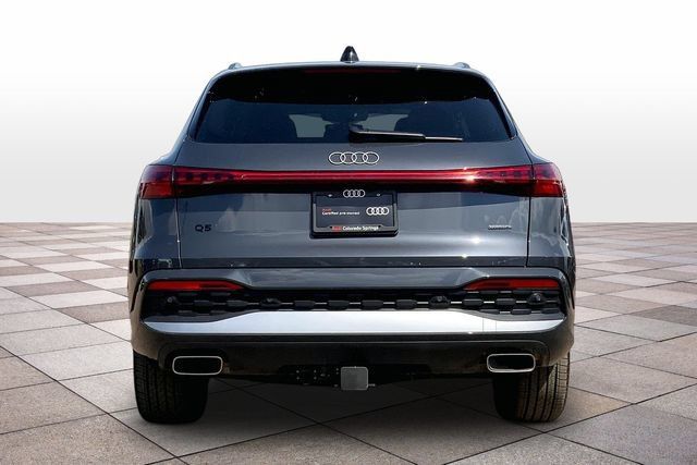 Certified 2025 Audi Q5 Premium w/ Convenience Package AWD/4WD image 4