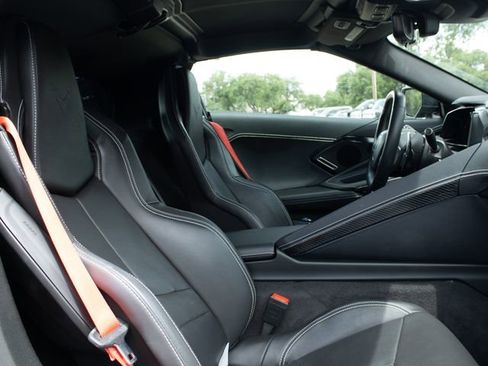 Used 2024 Chevrolet Corvette Stingray Preferred Cpe w/ Z51 Performance Package RWD image 32