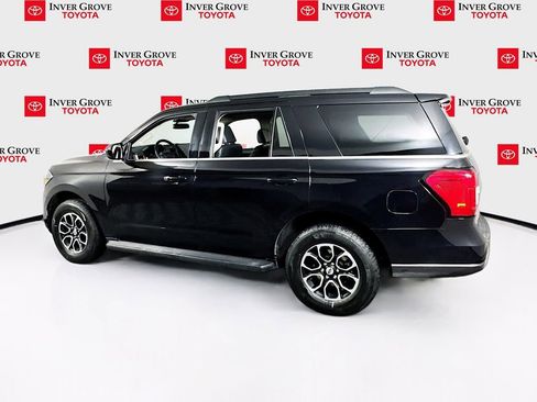 Used 2024 Ford Expedition XLT image 7