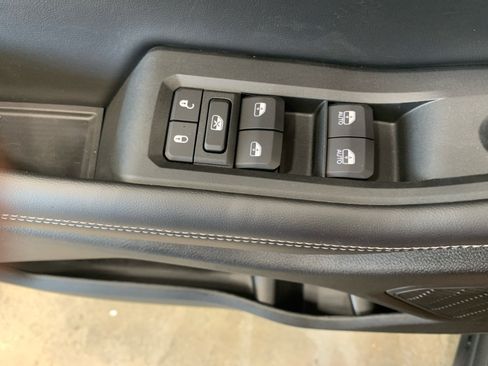 New 2025 Jeep Grand Cherokee L Altitude image 30