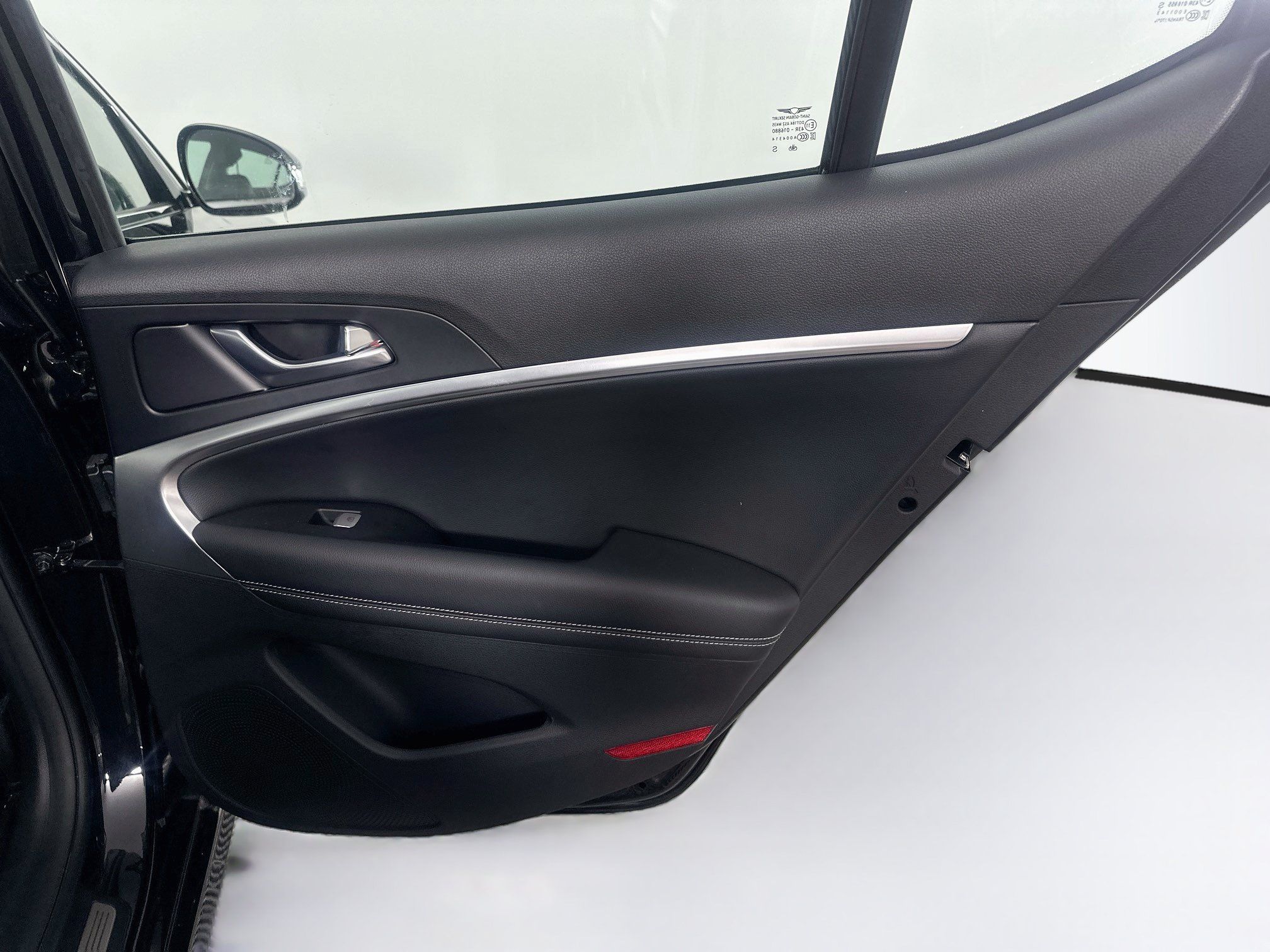 Used 2026 Genesis G70 2.5T RWD image 29