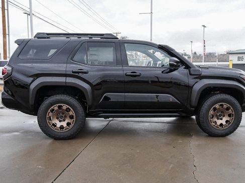 New 2026 Toyota 4Runner Trailhunter image 9