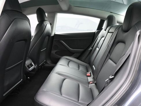 Used 2022 Tesla Model 3 Long Range image 19