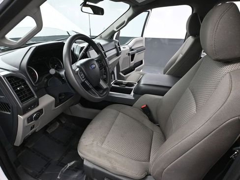 Used 2022 Ford F250 XLT w/ XLT Premium Package image 23