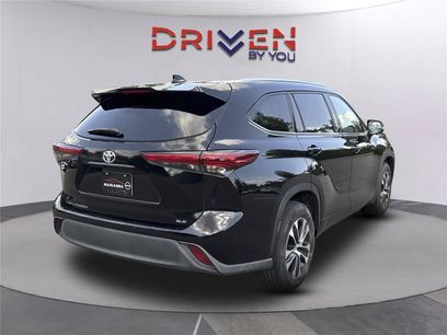 Used 2020 Toyota Highlander XLE