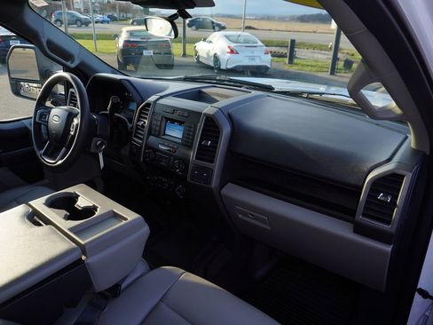 Used 2022 Ford F250 XL w/ STX Appearance Package image 30