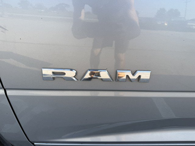 Used 2021 RAM 3500 Big Horn AWD/4WD image 18