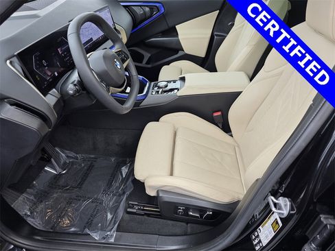Certified 2025 BMW X3 xDrive30i w/ Convenience Package image 35