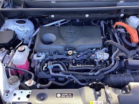 Used 2023 Toyota RAV4 AWD Hybrid image 28