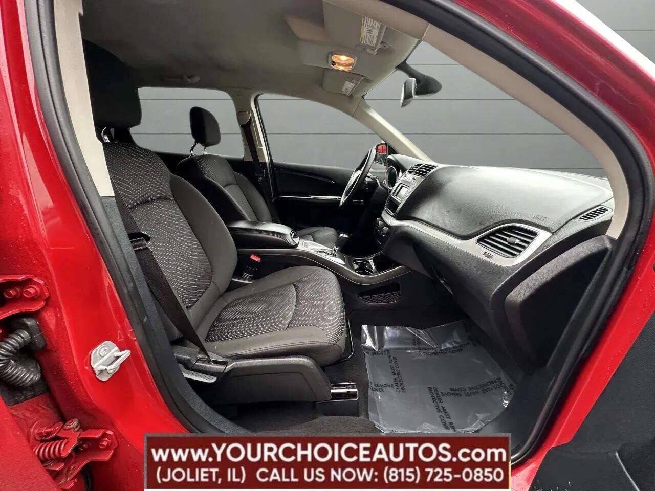 Used 2020 Dodge Journey SE FWD image 50