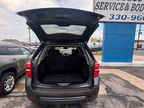 Used 2017 Chevrolet Equinox LT w/ Convenience Package image 7