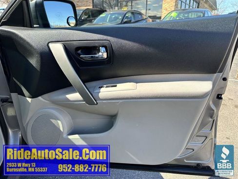 Used 2013 Nissan Rogue S w/ Special Edition Pkg AWD/4WD image 12