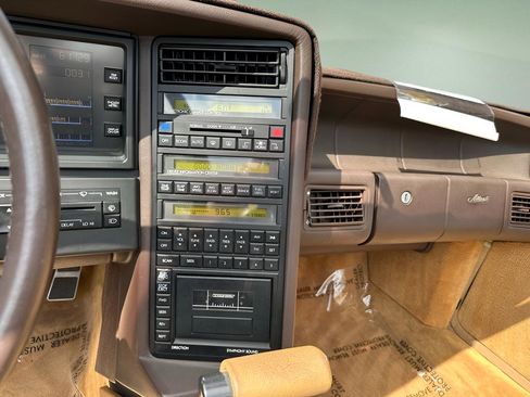 Used 1989 Cadillac Allante image 28