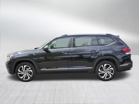 Used 2023 Volkswagen Atlas SEL AWD/4WD image 4