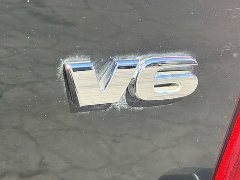 Used 2019 Toyota Tacoma TRD Off-Road image 13