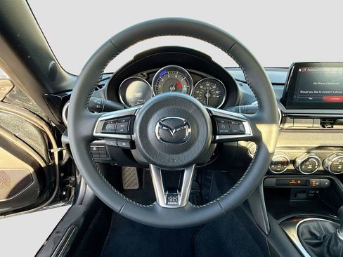 Used 2022 MAZDA MX-5 Miata Grand Touring w/ Weather Package image 12