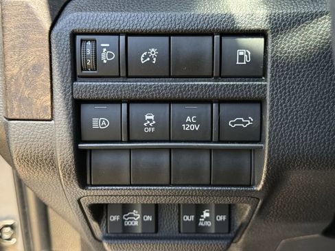Used 2024 Toyota Tacoma Limited AWD/4WD image 26