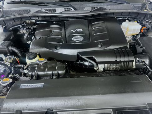 Used 2021 Nissan Armada SL w/ Captain's Chairs Package image 35