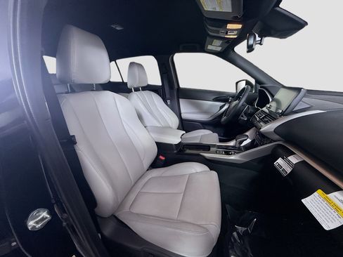 Used 2025 Mitsubishi Eclipse Cross Black Edition image 29