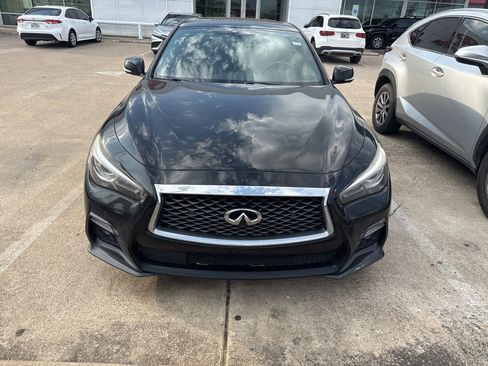 Used 2018 INFINITI Q50 Red Sport 400 w/ Sensory Package (Sport) image 2